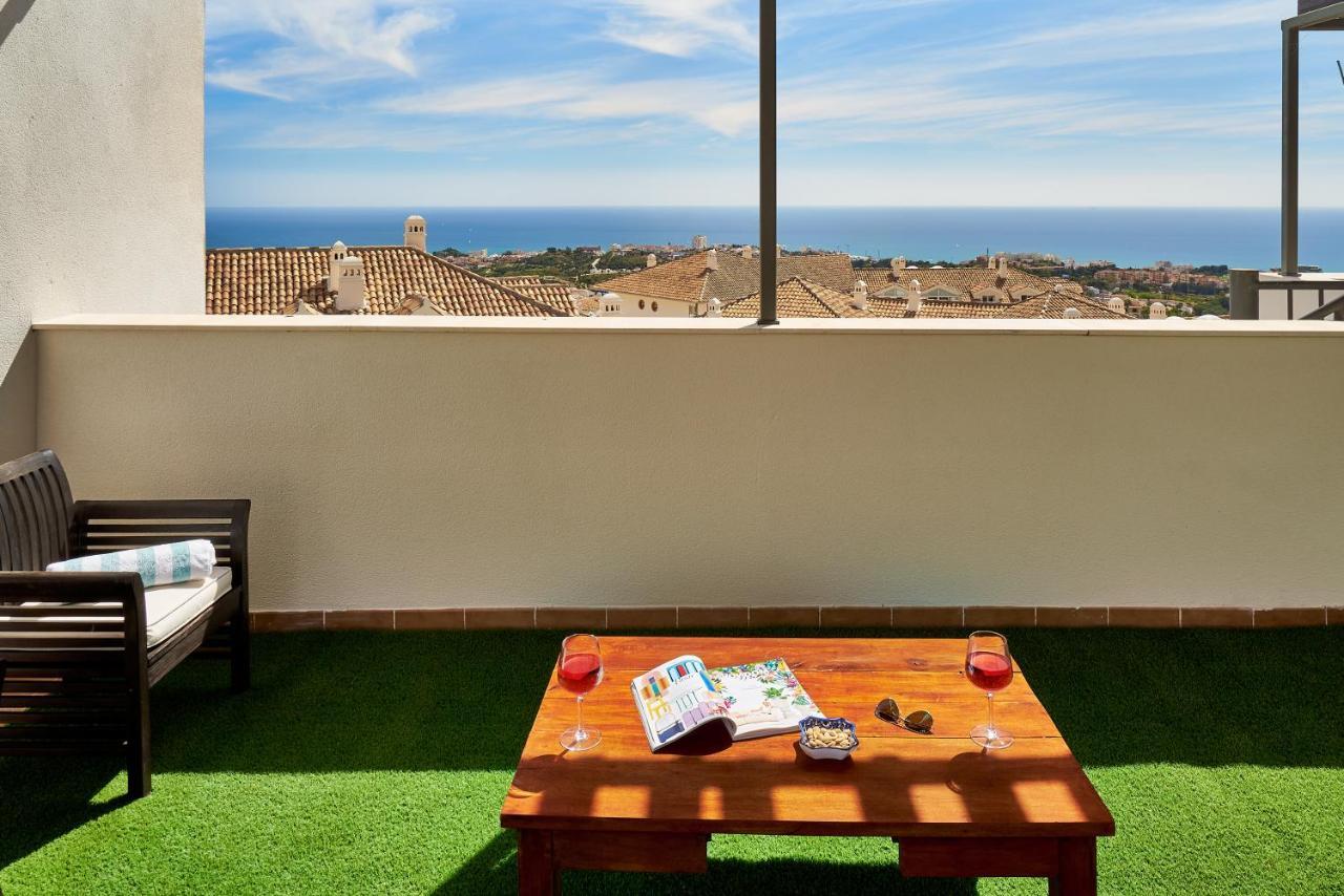 Sea View Penthouse, Pool, Privacy, Benalmadena Apartment Exterior photo